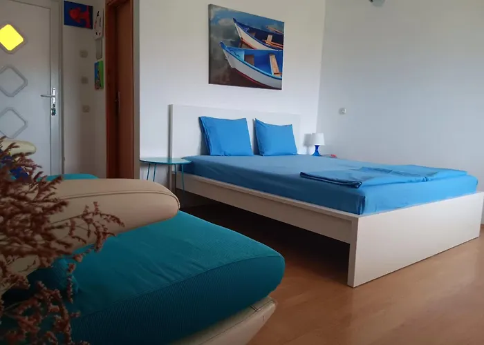 Art Jasmina With Sea View - Bikers And Pets Are Welcome Apartmán *